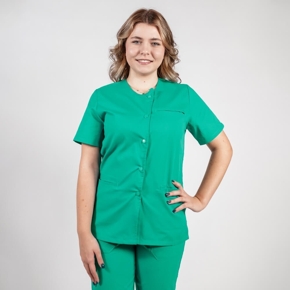 Costum Lotus 2, bluza asimetrica cu capse, pantaloni cu elastic in talie si manseta, verde chirurgical