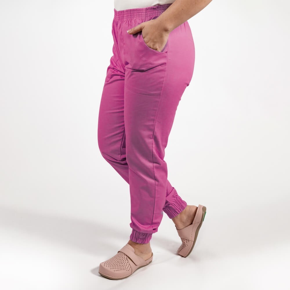 Costum Lotus 2, bluza asimetrica cu capse, pantaloni cu elastic in talie si manseta, fucsia Costum Lotus 2, bluza asimetrica cu capse, pantaloni cu elastic in talie si manseta, fucsia