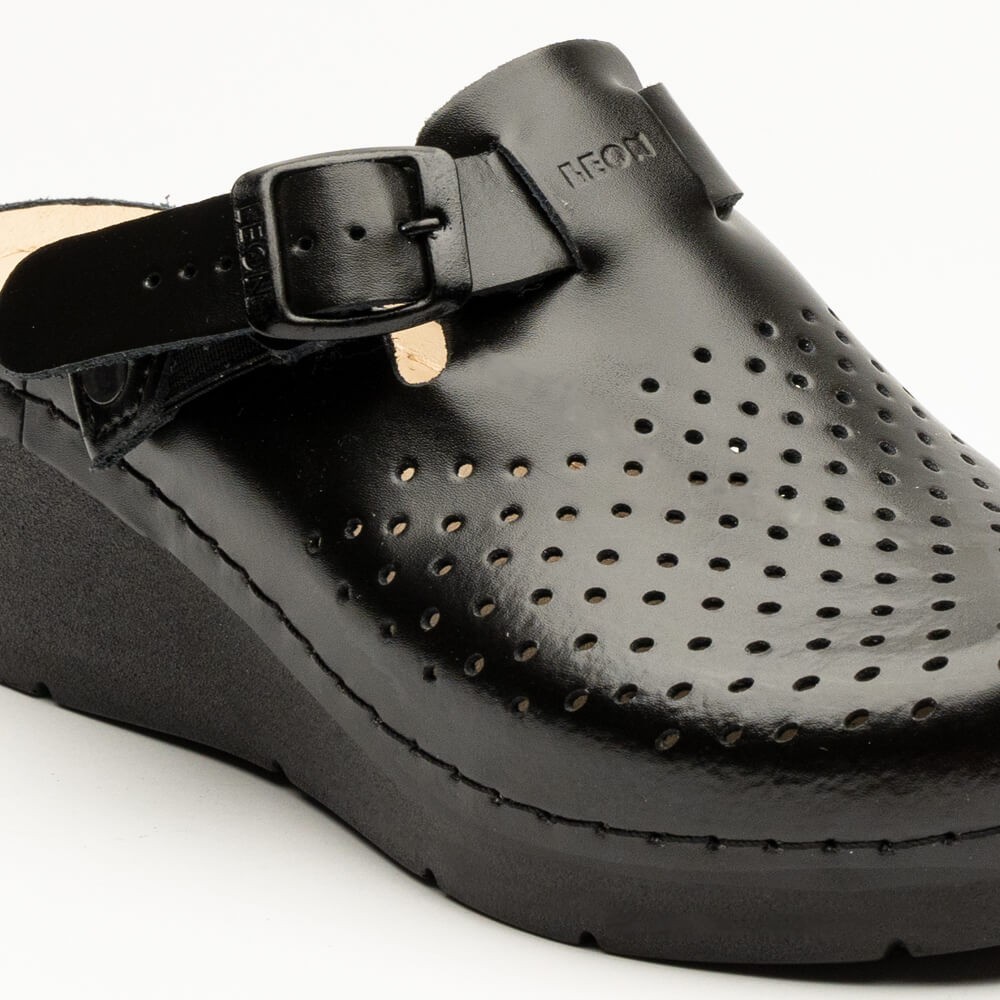 Saboti medicali Leon 1000, de dama, din piele, negru Saboti medicali Leon 1000, de dama, din piele, negru