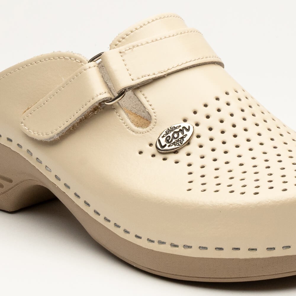 Saboti medicali Leon PU159, din piele, bej Saboti medicali Leon PU159, din piele, bej