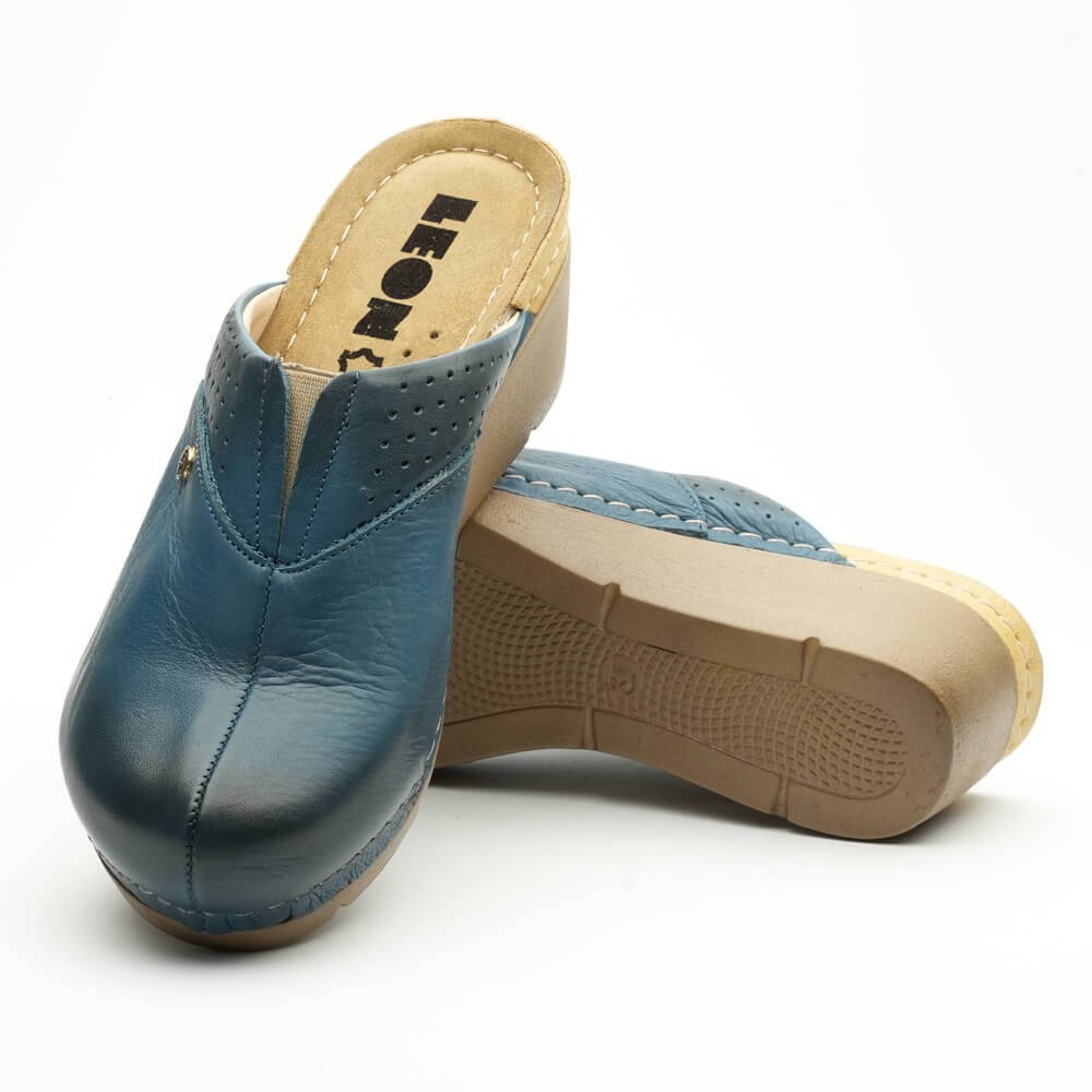 Saboti medicali Leon 1002, din piele, albastru inchis Saboti medicali Leon 1002, din piele, albastru inchis