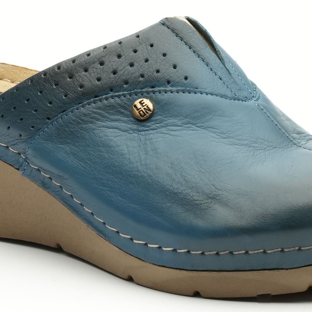 Saboti medicali Leon 1002, din piele, albastru inchis Saboti medicali Leon 1002, din piele, albastru inchis