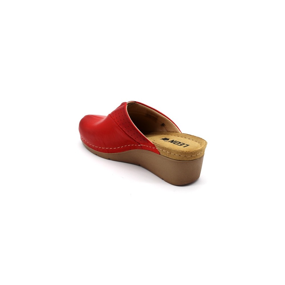 Saboti medicali Leon 1002, din piele, rosu
