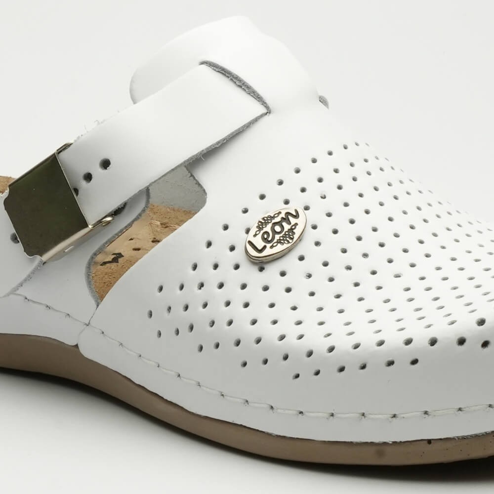 Saboti medicali, de dama, din piele, Leon 950, alb Saboti medicali, de dama, din piele, Leon 950, alb